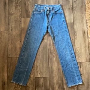 1980’s 501xx vintage levi buttonfly jeans (28” waist)